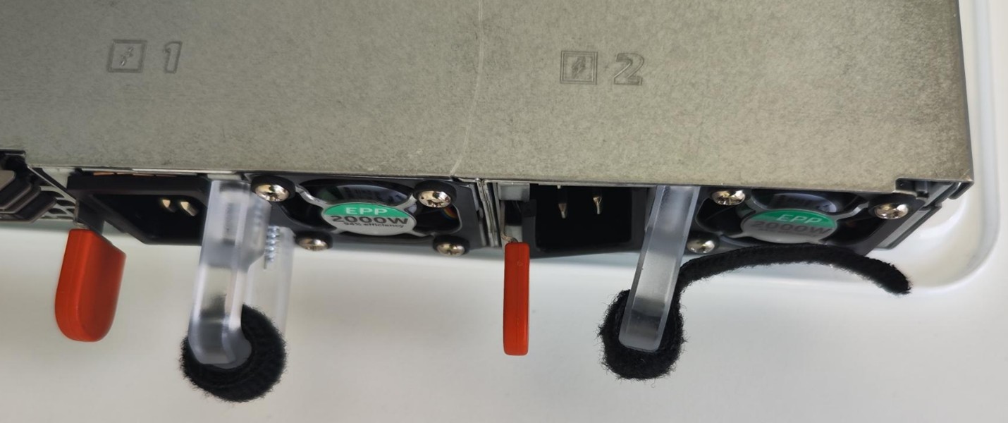 Photo of the delivery damage to the power supply.